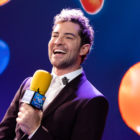 David Bisbal cambia la letra de Silencio y hace su ‘versión pandemia’ en el PRESHOW de LOS40 Music Awards 2020