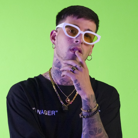 Maikel Delacalle vuelve a sus raíces en ‘El Capo’: ¡mira el vídeo y la letra!