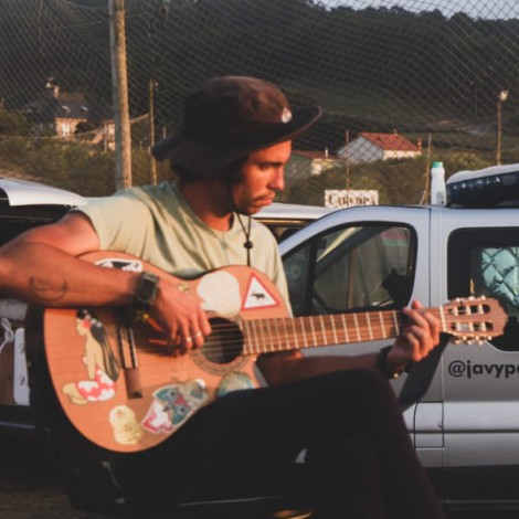 JavyPablo, los hermanos malagueños de estilo folkrock surfero que necesitas escuchar