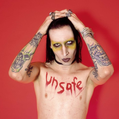 Marilyn Manson tenía un “cuarto de las violaciones” según la cantante Phoebe Bridgers