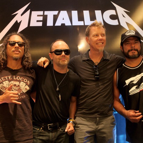 Metallica tiran de nostalgia para poner el broche final a la Super Bowl