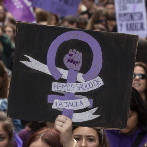 8M de 2021: carteles, dibujos e imágenes hechas por mujeres para reivindicar el feminismo