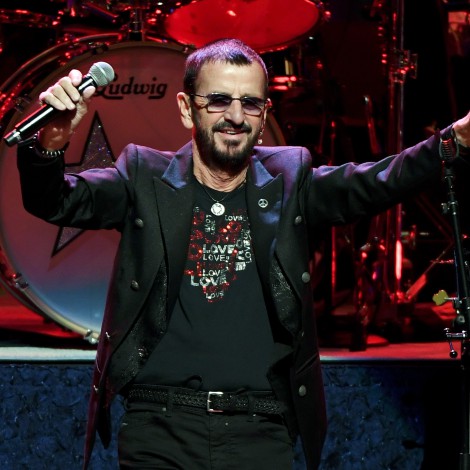 Ringo Starr cuenta con Paul McCartney, Dave Grohl o Lenny Kravitz en su nuevo disco, ‘Zoom in Zoom out’
