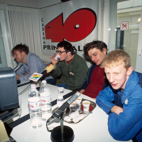 La gran batalla del britpop de Blur y Oasis se libró en la lista de Los 40 Principales hace 25 años