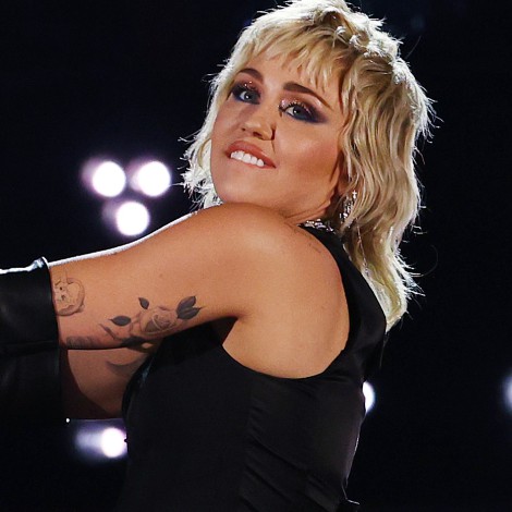 Miley Cyrus, la reina de las covers tras versionar We will rock you de Queen