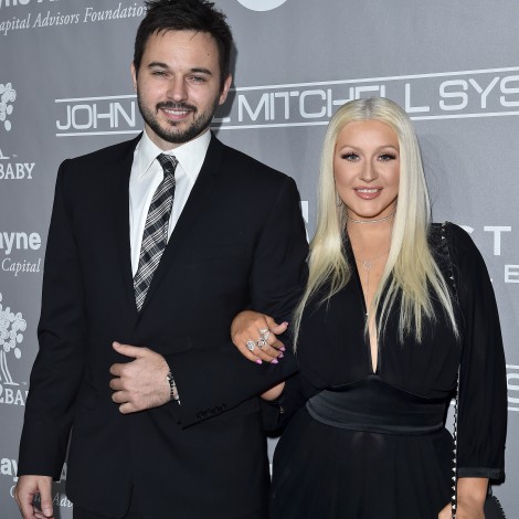 Christina Aguilera se pone romántica para felicitar a su chico