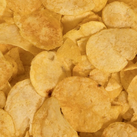 Lo que encontró esta chica dentro de una bolsa de patatas fritas te dejará sin palabras