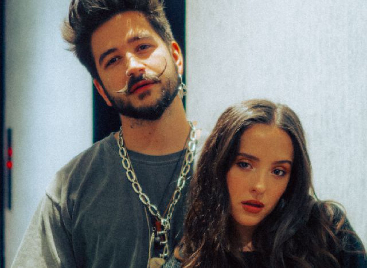 Cancion Porque Yo Si En Este Mundo Hay Millones Camilo lanza 'Millones', el videoclip “más difícil de todos”: ¡Letra aquí!  | Videoclip | Actualidad | LOS40