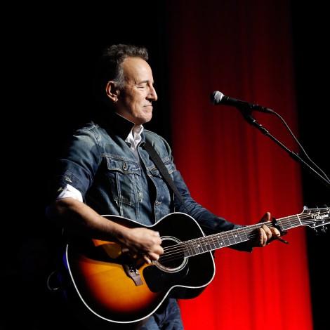 Jonathan Demme le pidió a Bruce Springsteen un tema rock y guitarrero... y le salió 'Streets of Philadelphia'