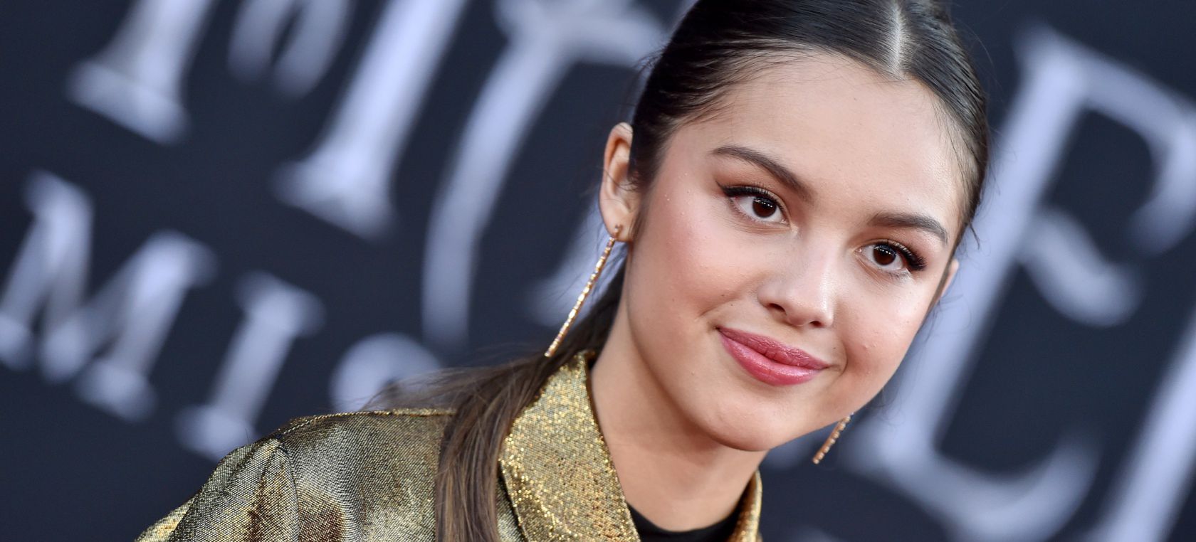 Sour: Olivia Rodrigo publica el nombre, el tracklist y la ...