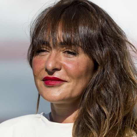 Candela Peña reivindica la belleza de las mujeres a los 40 con un posado sin filtros