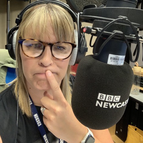 Lisa Shaw: La locutora de la BBC que ha muerto por coágulos tras recibir la vacuna