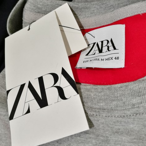 ¿Sabes qué significa la forma geomética de las etiquetas de Zara? Las dependientas lo desvelan