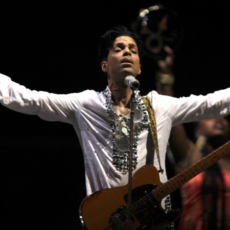 Así suena el segundo sencillo póstumo de Prince: ‘Born 2 Die’
