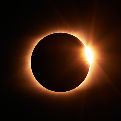 El próximo 10 de junio llega el primer eclipse solar del año y podrá verse desde España