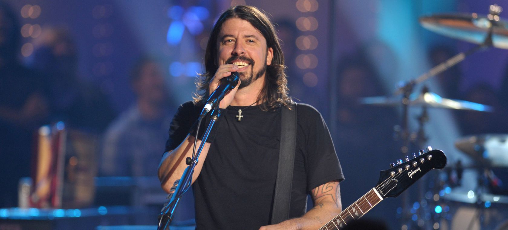 Foo Fighters versionan ‘Somebody To Love’ de Queen en su regreso a los conciertos con público