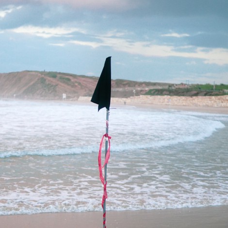 Banderas negras en las playas: estas son las 48 que tiene España en 2021