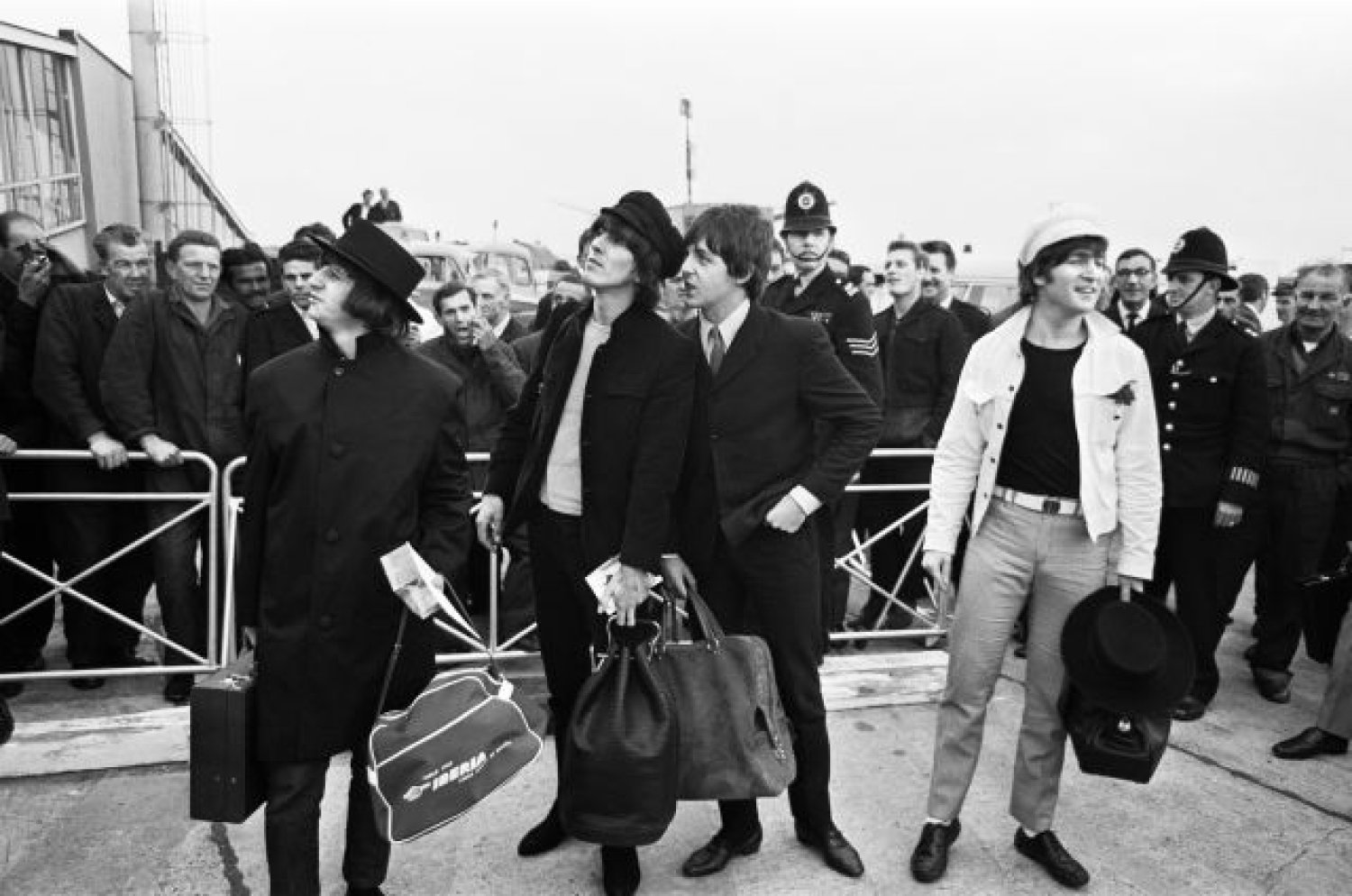 The Beatles y su visita fugaz a la España franquista: “Fue en el momento  menos oportuno” | LOS40 Classic | LOS40