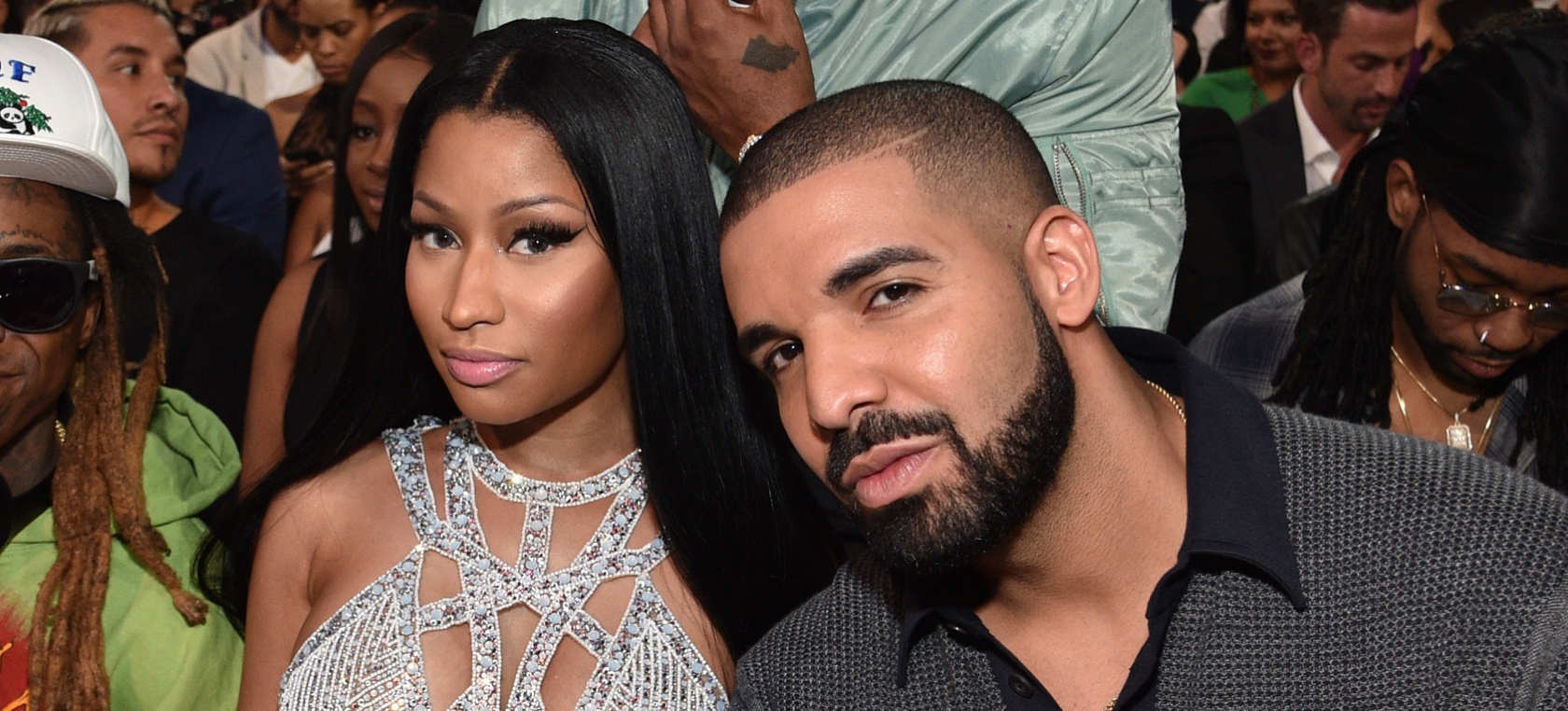 Drake y Nicki Minaj traman algo