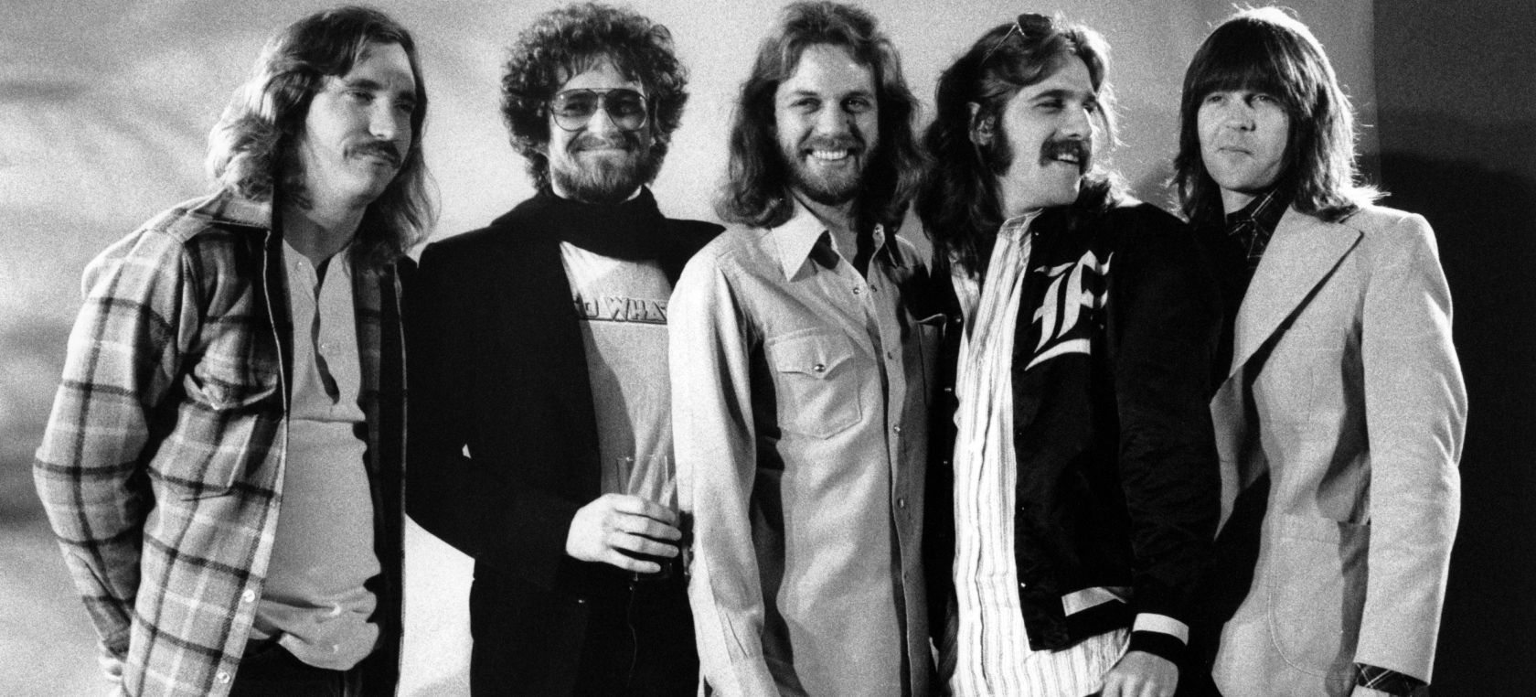 El fin de los Eagles: Un cruce de insultos y “patadas en el culo” entre Glenn Frey y Don Felder