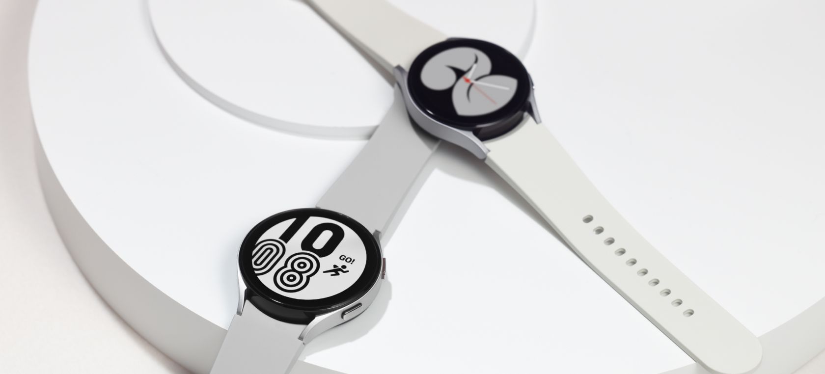 Samsung presenta sus Galaxy Watch4. Reloj y Doctor en medicina.