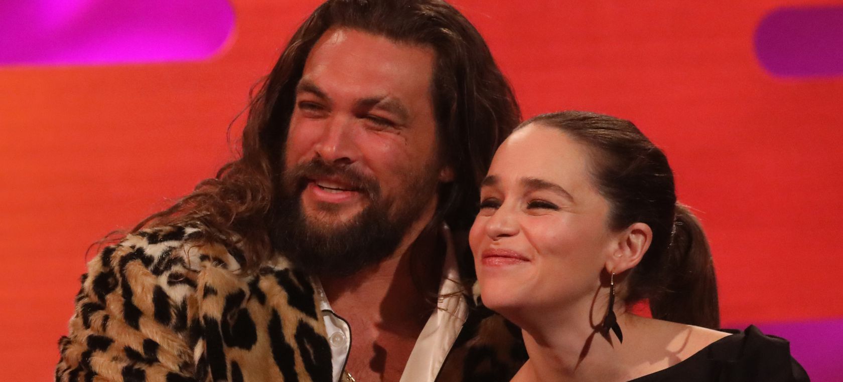 Así fue el adorable reencuentro entre Jason Momoa y Emilia Clarke de ‘Juego de Tronos’