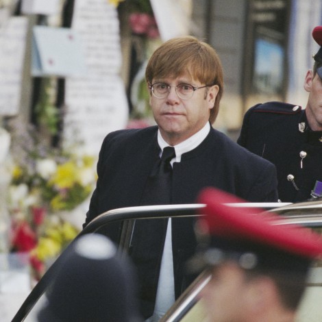 ‘Candle in the wind’, la despedida de Elton John de su amiga Diana: “Adiós rosa de Inglaterra”