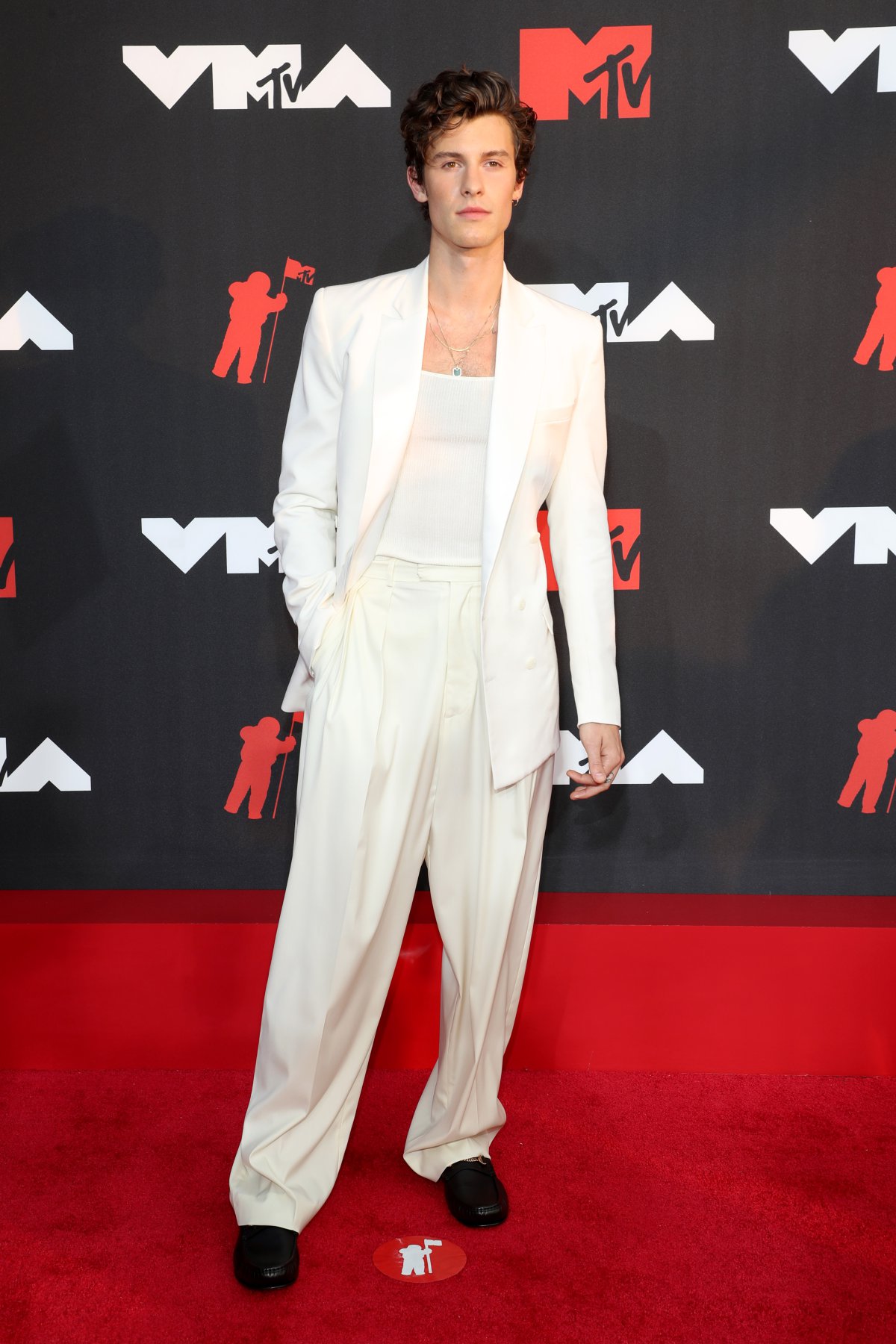 Shawn Mendes, en la alfombra roja de los MTV VMAs 2021