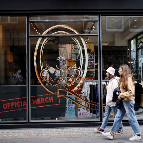 Así es la nueva tienda oficial de Queen que repasa sus 50 años de carrera