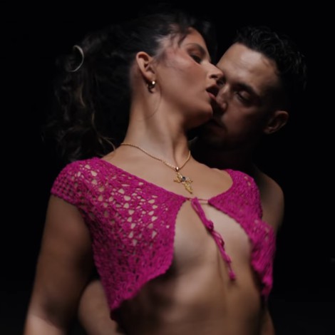C. Tangana y Nathy Peluso creen en el amor en ‘Ateo’, su impactante colaboración: Mira el brutal videoclip
