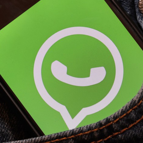 Novedades de WhatsApp: desde transcribir y pausar audios a denunciar chats