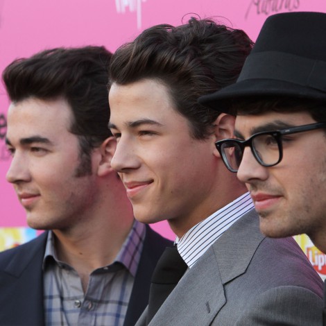 Jonas Brothers anuncian un regalo anticipado de Navidad: ‘Jonas Brothers Family Roast’