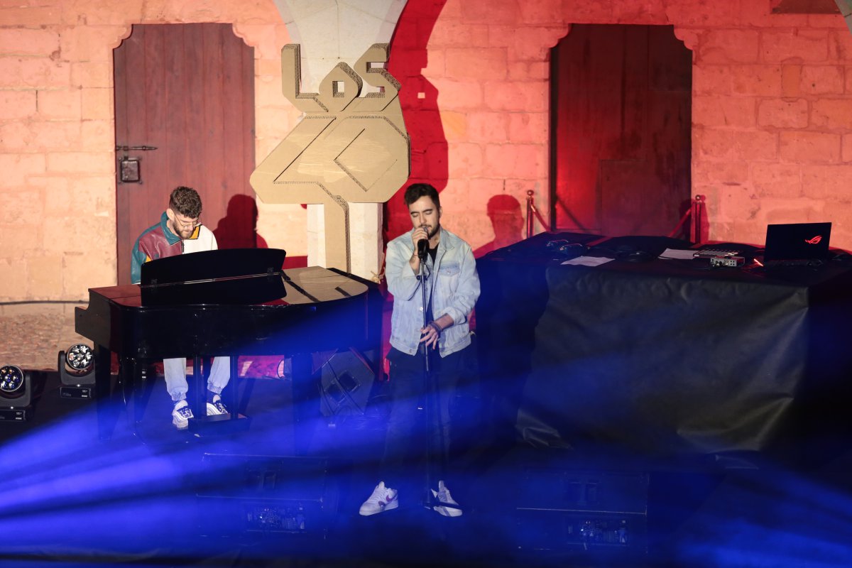 Beret: las mejores imágenes de su Secret Show con LOS40 desde el Castillo de Bellver en Mallorca