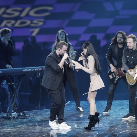 La actuación de Aitana y Zzoilo: cantan ‘Mon Amor Remix’ en LOS40 Music Awards 2021 Illes Balears