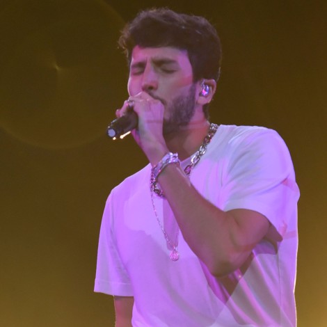 Sebastián Yatra canta ‘Tacones Rojos’, ‘Chica Ideal’ y ‘Pareja del Año’ en LOS40 Music Awards 2021
