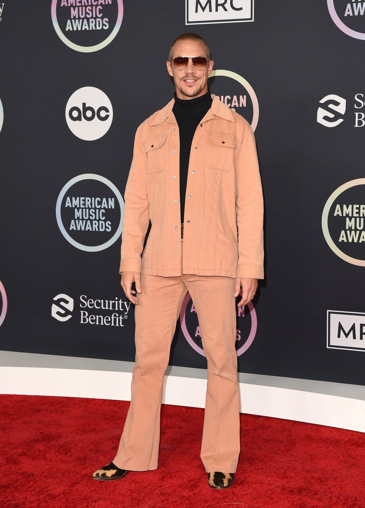 Diplo, en la alfombra de los American Music Awards 2021
