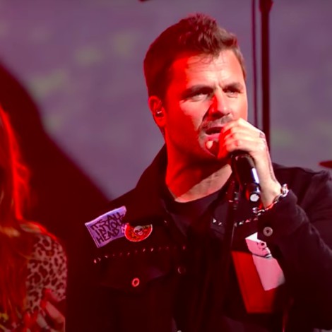 Dani Martín emociona cantando ‘No, No vuelve’: su homenaje a El Canto del loco en LOS40 Music Awards