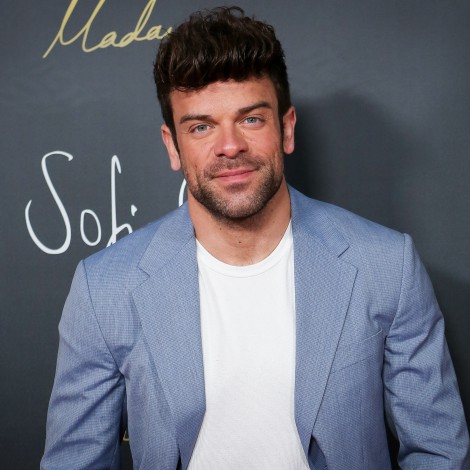 Ricky Merino comparte una foto con las Spice Girls de hace 14 años: “No seáis cabr***es”