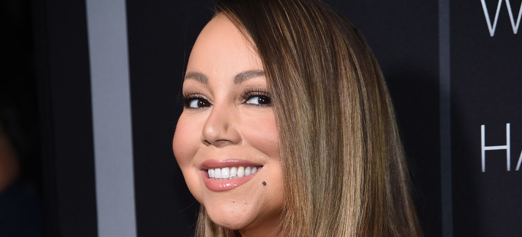 Mariah Carey celebra el número 1 de ‘All I Want For Christmas Is You’ con humor en redes sociales