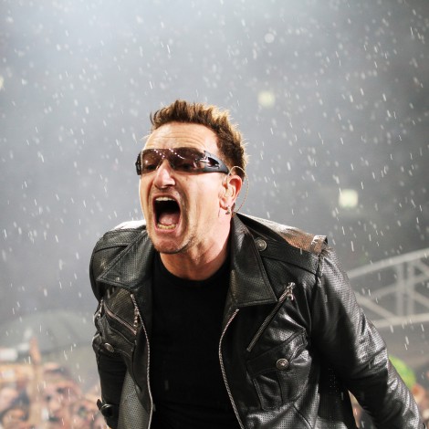 Bono de U2 hace autocrítica: se avergüenza de sus canciones y odia el nombre del grupo