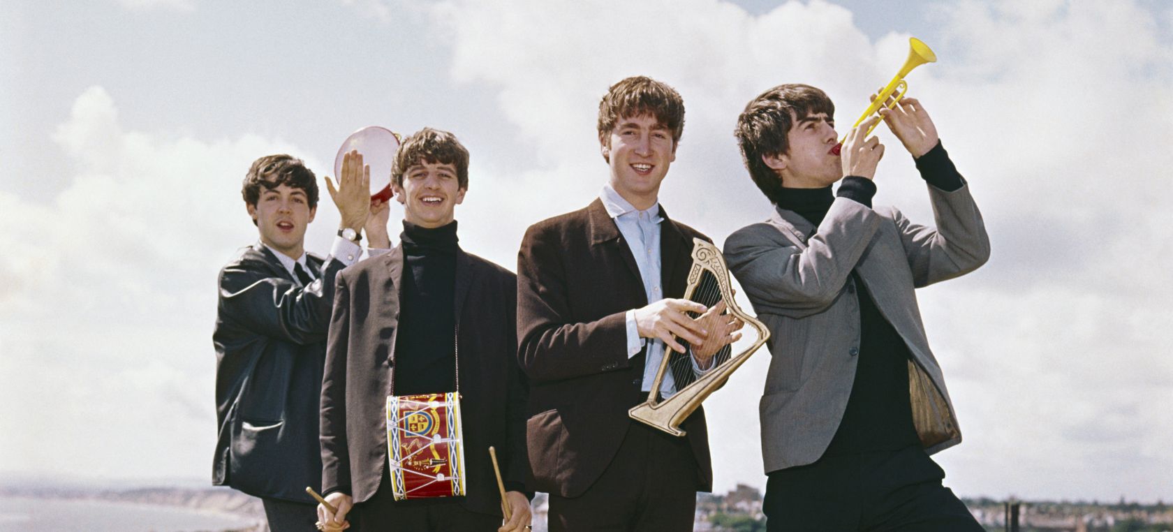 Los recuerdos de los Beatles y John Lennon también se venderán como NFT