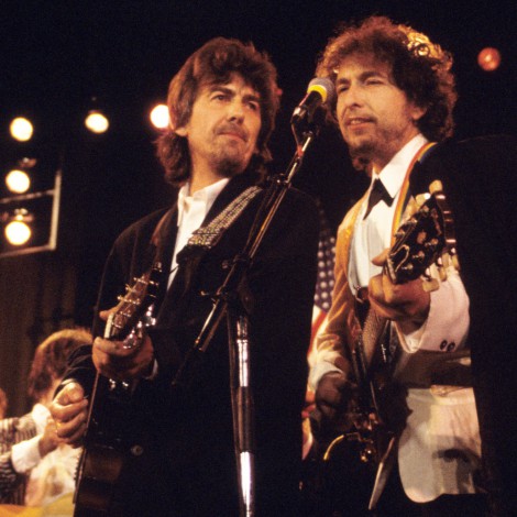 George Harrison y el supergrupo que formó con “unos amigos”: la historia de Travelling Wilburys
