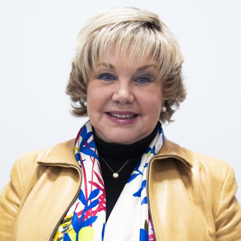 Karina se presentará al Benidorm Fest 2023 y confiesa cuál ha sido su motivación