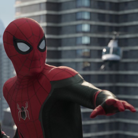 Spider-Man vive su batalla más intensa contra Cenicienta y Johnny Depp por el Oscar