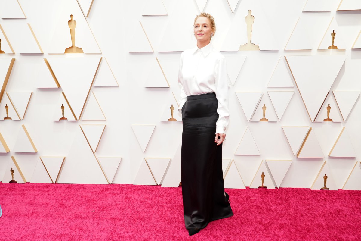 Uma Thurman, en la alfombra roja de los Oscar 2022