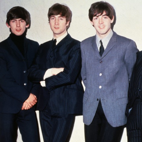 ‘Sgt. Pepper’s Lonely Hearts Club Band’: La portada de los ocho Beatles