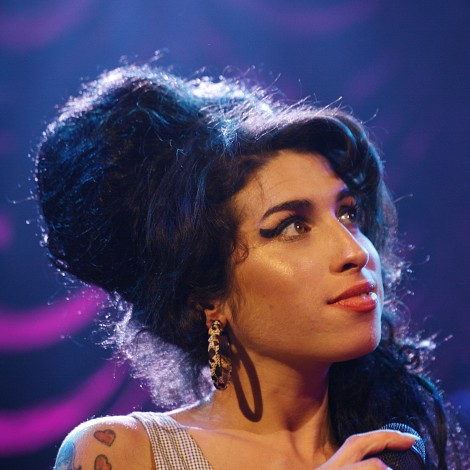 Amy Winehouse y su moño ‘colmena’: “Cuanto más insegura me siento, mucho más grande tiene que ser”