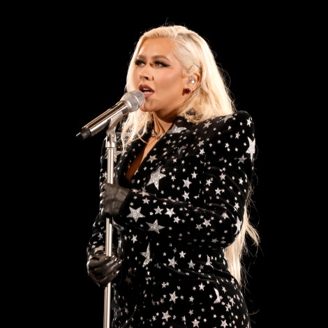 Christina Aguilera cautiva con ‘La Reina’, el videoclip de su propia ranchera