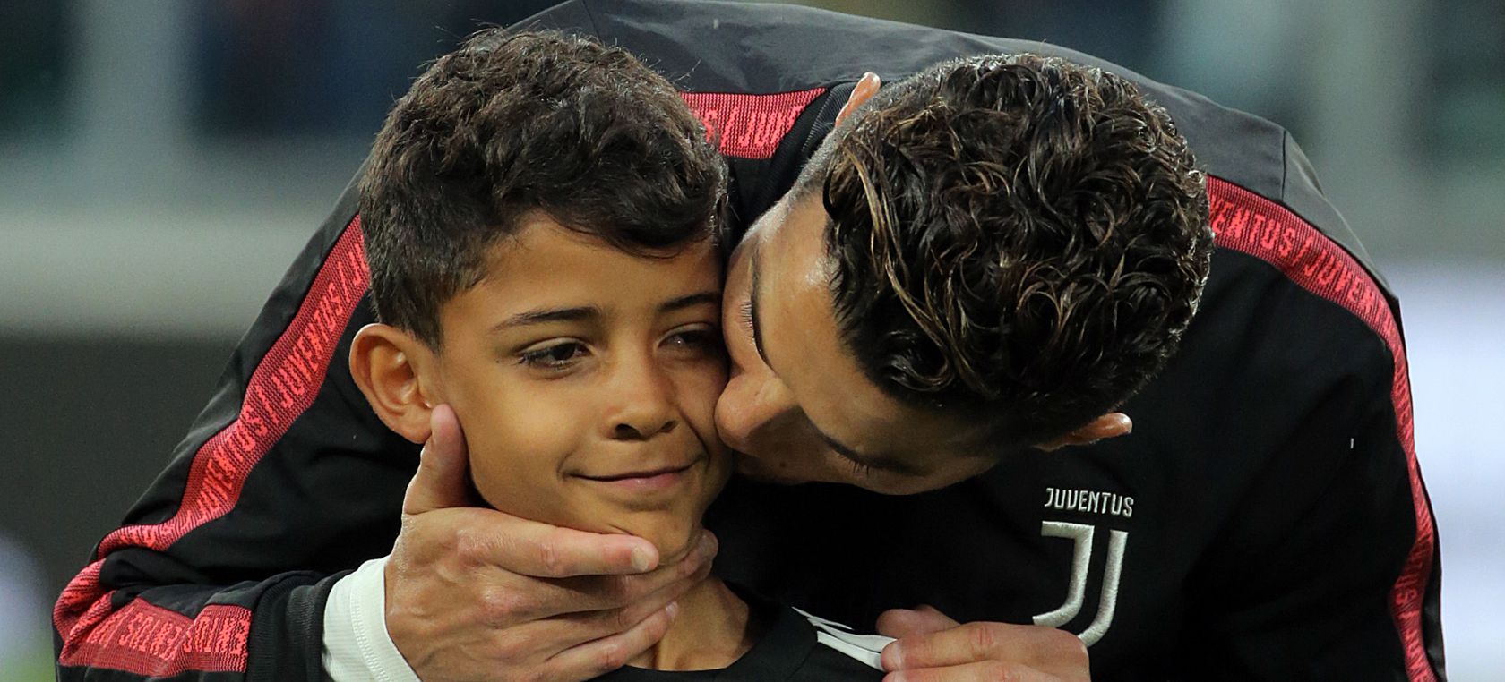 Cristiano Ronaldo y su hijo posan juntos en ropa interior y hay una  conclusión evidente | Big bang | LOS40