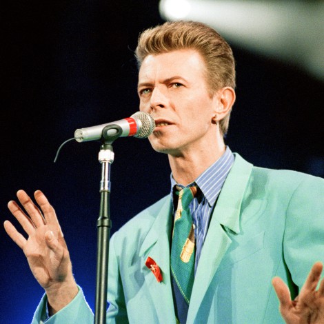David Bowie reflexiona sobre la vida en el tráiler del documental ‘Moonage Daydream'